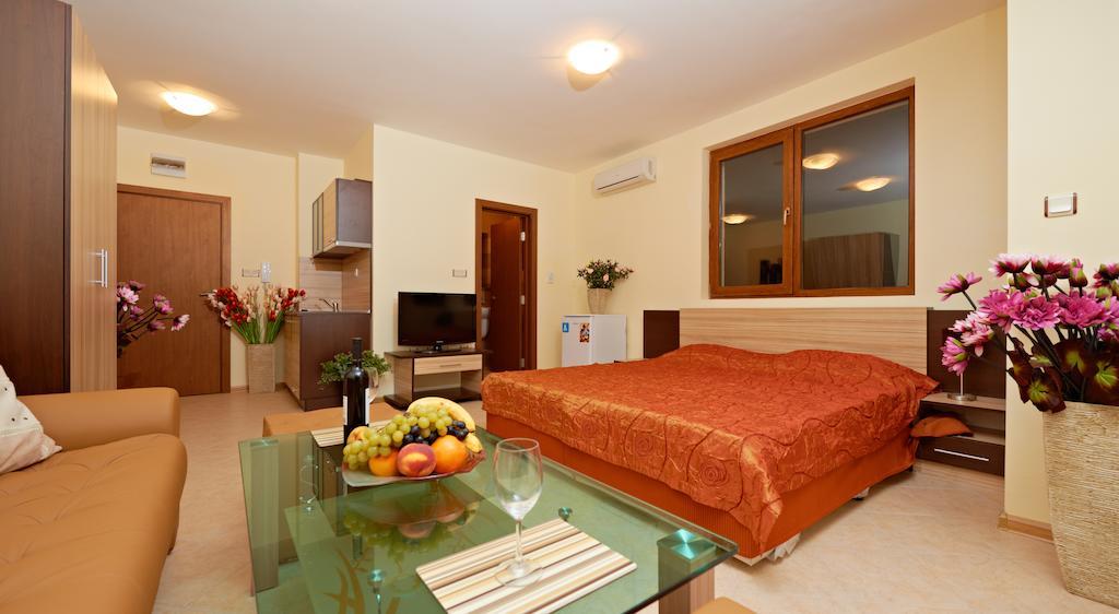 Stanny Court Aparthotel Nesebar Pokoj fotografie